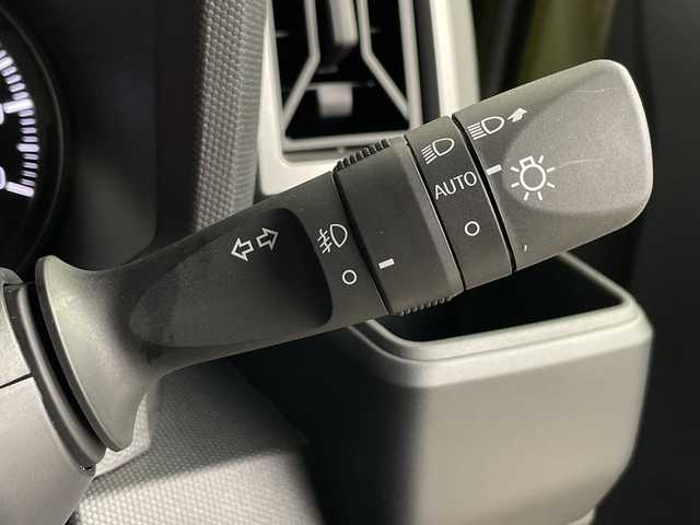 ダイハツ タフト G ダーククロムベンチャー 埼玉県 2025(令7)年 0.1千km フォレストカーキメタリック 届出済未使用車/ガラスルーフ/ルーフレール/スマートアシスト/・アダブティブクルーズコントロール/・衝突回避支援ブレーキ/・衝突警報機能/・ブレーキ制御付誤発進抑制機能/・車線逸脱抑制機能/・車線逸脱警報機能/・先行車発進お知らせ機能/・アダブティブドライビングビーム/・ふらつき警報/・標識認識機能/・路側逸脱警報機能/サイドビューランプ/コーナーセンサー/オートハイビーム/エコアイドル/前席シートヒーター/革巻きステアリング/ステアリングスイッチ/USB電源ソケット【グローボックス/センターコンソール】/カラーインフォメーションディスプレイ/電動パーキングブレーキ/プッシュスタート/スマートキー/LEDヘッドランプ/LEDフロントフォグランプ/オートライト/純正15インチアルミホイール/純正サイドプロテクター