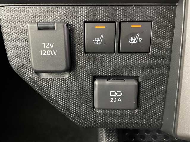 ダイハツ タフト G ダーククロムベンチャー 埼玉県 2025(令7)年 0.1千km フォレストカーキメタリック 届出済未使用車/ガラスルーフ/ルーフレール/スマートアシスト/・アダブティブクルーズコントロール/・衝突回避支援ブレーキ/・衝突警報機能/・ブレーキ制御付誤発進抑制機能/・車線逸脱抑制機能/・車線逸脱警報機能/・先行車発進お知らせ機能/・アダブティブドライビングビーム/・ふらつき警報/・標識認識機能/・路側逸脱警報機能/サイドビューランプ/コーナーセンサー/オートハイビーム/エコアイドル/前席シートヒーター/革巻きステアリング/ステアリングスイッチ/USB電源ソケット【グローボックス/センターコンソール】/カラーインフォメーションディスプレイ/電動パーキングブレーキ/プッシュスタート/スマートキー/LEDヘッドランプ/LEDフロントフォグランプ/オートライト/純正15インチアルミホイール/純正サイドプロテクター