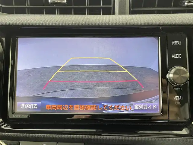 トヨタ アクア S スタイルブラック 大分県 2016(平28)年 8.1万km ダークブルーマイカ 純正７型ナビ/（CD/DVD/SD/BT/フルセグ）/バックカメラ/ＥＴＣ/衝突軽減システム/前席シートヒーター/プッシュスタート/スマートキー/オートマチックハイビーム/ステアリングリモコン/電動格納ウィンカーミラー/フォグランプ