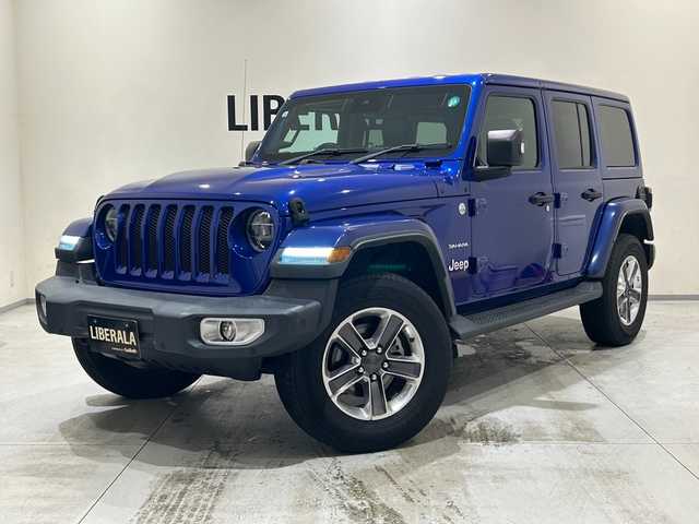 クライスラー・ジープ ジープ ラングラー アンリミテッド サハラ 熊本県 2020(令2)年 5.7万km 青 ・スマートキー/・プッシュスタート/・自動緊急ブレーキ/・前後パークセンス/・ブラインドスポットモニター/・ヒルスタートアシスト/・クルーズコントロール(追従式)/・黒革シート/・前席シートヒーター /・純正メモリナビ/　【BT・USB・AUX・AppleCarPlay・AndroidAuto】/・ALPINEサウンドシステム/・フルセグTV/・バックカメラ/・フロントカメラ/・ETC2.0/・LEDヘッドランプ/・LEDフォグランプ
