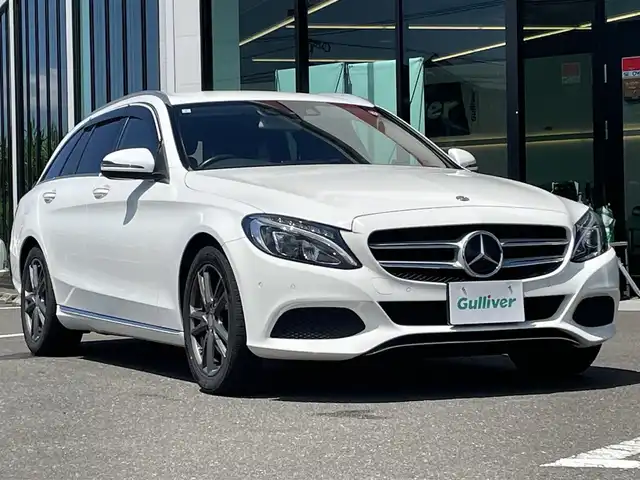 メルセデス・ベンツ Ｃ１８０ ステーションワゴンアバンギャルド 鹿児島県 2017(平29)年 3.8万km パール 純正SDナビ/（フルセグTV/Bluetooth/CD/DVD）/バックカメラ/電動リアゲート/レーダークルーズコントロール/LEDヘッドライト/ハーフレザーシート/シートヒーター/純正17インチアルミホイール/アイドリングストップ/スマートキー/ETC