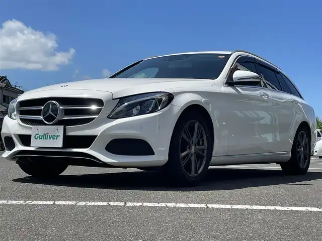 メルセデス・ベンツ Ｃ１８０ ステーションワゴンアバンギャルド 鹿児島県 2017(平29)年 3.8万km パール 純正SDナビ/（フルセグTV/Bluetooth/CD/DVD）/バックカメラ/電動リアゲート/レーダークルーズコントロール/LEDヘッドライト/ハーフレザーシート/シートヒーター/純正17インチアルミホイール/アイドリングストップ/スマートキー/ETC