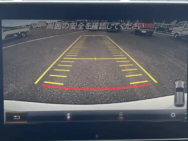 メルセデス・ベンツ Ｃ１８０ ステーションワゴンアバンギャルド 鹿児島県 2017(平29)年 3.8万km パール 純正SDナビ/（フルセグTV/Bluetooth/CD/DVD）/バックカメラ/電動リアゲート/レーダークルーズコントロール/LEDヘッドライト/ハーフレザーシート/シートヒーター/純正17インチアルミホイール/アイドリングストップ/スマートキー/ETC
