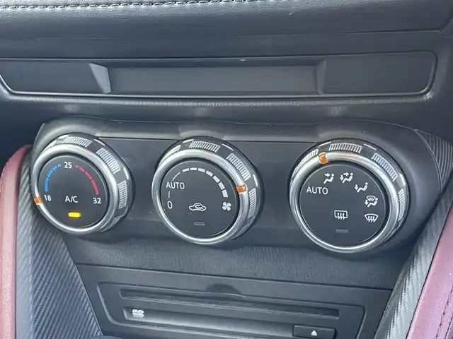 マツダ ＣＸ－３ XD ツーリング 東京都 2016(平28)年 9.1万km セラミックM 純正ナビ/バックカメラ/CD/DVD/Bluetooth/ETC/ブラインドスポットモニター/純正フロアマット/トラクションコントロールシステム/サイドバイザー/フォグライト/スマートキー