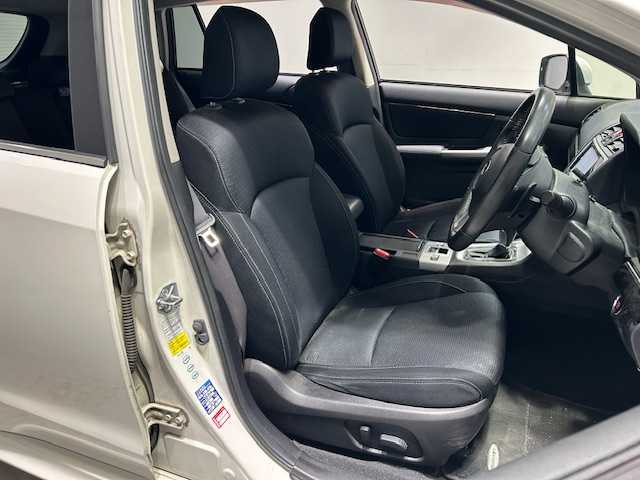 スバル レヴォーグ 1．6GT アイサイト Sスタイル 宮城県 2015(平27)年 8.7万km クリスタルホワイトP 4WD/ターボ/アイサイト/・先行者捕捉音/・先行者発進お知らせ/・レーンキープ（車線中央維持）/・後退速度リミッター/衝突軽減ブレーキ/追従機能付きクルーズコントロール/社外メモリナビ/・フルセグTV/Bluetooth/CD/DVD/ヒルホールド/パドルシフト/ETC/ドライブレコーダー/電子パーキング/プッシュスタート/アイドリングストップ/リヤデフォッガー/パワーシート（運転席）/LEDヘッドライト/・オートライト/・フォグランプ/純正アルミホイール/純正フロアマット