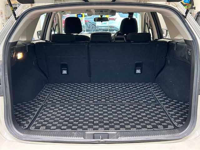 スバル レヴォーグ 1．6GT アイサイト Sスタイル 宮城県 2015(平27)年 8.7万km クリスタルホワイトP 4WD/ターボ/アイサイト/・先行者捕捉音/・先行者発進お知らせ/・レーンキープ（車線中央維持）/・後退速度リミッター/衝突軽減ブレーキ/追従機能付きクルーズコントロール/社外メモリナビ/・フルセグTV/Bluetooth/CD/DVD/ヒルホールド/パドルシフト/ETC/ドライブレコーダー/電子パーキング/プッシュスタート/アイドリングストップ/リヤデフォッガー/パワーシート（運転席）/LEDヘッドライト/・オートライト/・フォグランプ/純正アルミホイール/純正フロアマット