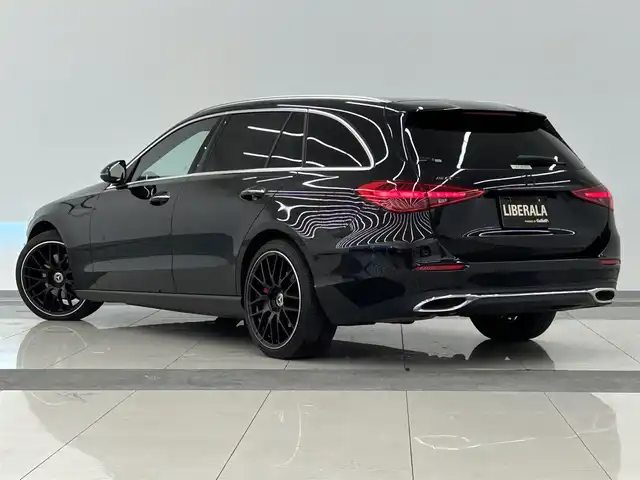 メルセデス・ベンツ Ｍ・ベンツ Ｃ２２０ｄ ワゴン アバンギャルド 岡山県 2022(令4)年 3.3万km オブシディアンブラック ワンオーナー/レーダーセーフティパッケージ/ベージュレザーシート/パナメリカーナグリル/ヘッドアップディスプレイ/純正ナビ/フルセグTV/360°カメラ/AppleCarPlay/アダクティブクルーズコントロール/シートヒーター（D/N）/パワーシート（D/N）/アンビエントライト/トラフィックサインアシスト/ダイナミックセレクトモード/パークトロニック/イージーエントリー/社外19インチアルミホイール/Bluetooth/パドルシフト/ETC/保証書/取扱説明書