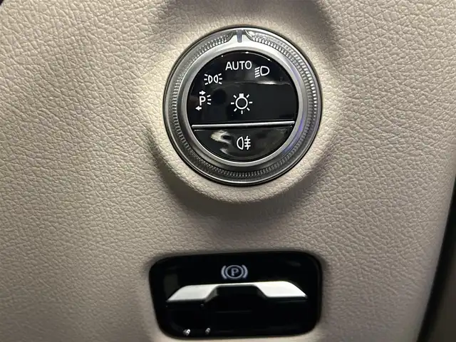メルセデス・ベンツ Ｍ・ベンツ Ｃ２２０ｄ ワゴン アバンギャルド 岡山県 2022(令4)年 3.3万km オブシディアンブラック ワンオーナー/レーダーセーフティパッケージ/ベージュレザーシート/パナメリカーナグリル/ヘッドアップディスプレイ/純正ナビ/フルセグTV/360°カメラ/AppleCarPlay/アダクティブクルーズコントロール/シートヒーター（D/N）/パワーシート（D/N）/アンビエントライト/トラフィックサインアシスト/ダイナミックセレクトモード/パークトロニック/イージーエントリー/社外19インチアルミホイール/Bluetooth/パドルシフト/ETC/保証書/取扱説明書