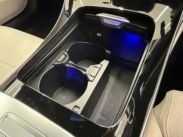 メルセデス・ベンツ Ｍ・ベンツ Ｃ２２０ｄ ワゴン アバンギャルド 岡山県 2022(令4)年 3.3万km オブシディアンブラック ワンオーナー/レーダーセーフティパッケージ/ベージュレザーシート/パナメリカーナグリル/ヘッドアップディスプレイ/純正ナビ/フルセグTV/360°カメラ/AppleCarPlay/アダクティブクルーズコントロール/シートヒーター（D/N）/パワーシート（D/N）/アンビエントライト/トラフィックサインアシスト/ダイナミックセレクトモード/パークトロニック/イージーエントリー/社外19インチアルミホイール/Bluetooth/パドルシフト/ETC/保証書/取扱説明書