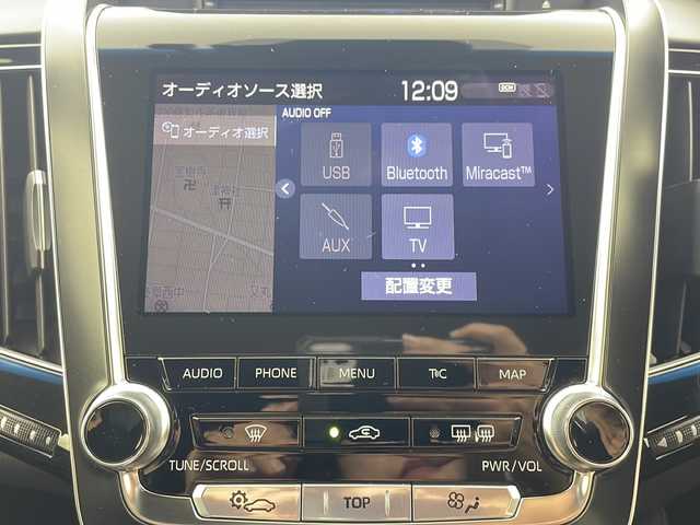 トヨタ クラウン ハイブリッド RS アドバンス 岐阜県 2018(平30)年 5.8万km ホワイトパールクリスタルシャイン 純正ナビ/(Bluetooth/CD/DVD/フルセグTV)/サンルーフ/シーケンシャルウィンカー/3眼LEDヘッドライト/車高調/デジタルインナーミラー/パノラミックビューモニター/パーキングアシスト/ブラインドスポットモニター/エアシート/シートヒーター/ハンドルヒーター/追従型クルーズコントロール/衝突軽減ブレーキ/横滑り防止/レーンキープアシスト/オートライト/オートマチックハイビーム/純正フロアマット