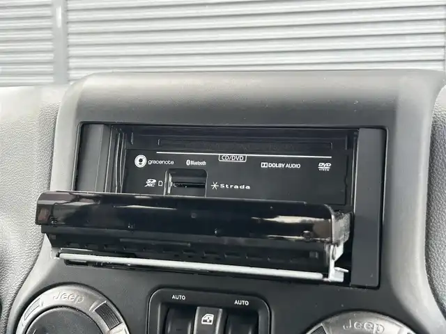 クライスラー・ジープ ジープ ラングラー アンリミテッド スポーツ 茨城県 2017(平29)年 3.3万km 黒 後期型 /ワンオーナー /ナビ /12セグ /BT /B/Sカメラ /ナンバ-移設 /純正18インチAW /DVD/CD /ETC /クルーズコントロール /ヒルディセントコントロール /オートエアコン /フロアマット /ドアバイザー /禁煙車