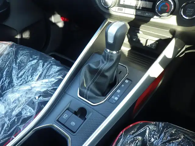 トヨタ ライズ Z 千葉県 2025(令7)年 0.1千km ブラックマイカメタリック/シャイニングホワイトパール スマートアシストIII/アダプティブクルーズコントロール/エコアイドル/ディスプレイオーディオ/純正地デジTV/【Bluetooth接続】/【Apple CarPlay　Android Auto対応】/パノラマモニター/前席シートヒーター/革巻きステアリング/ステアリングスイッチ/LEDヘッドライト/フォグライト/ウインカーミラー/コーナーセンサー/純正17インチアルミホイル/サイド/カーテンエアバッグ/キーフリーシステム