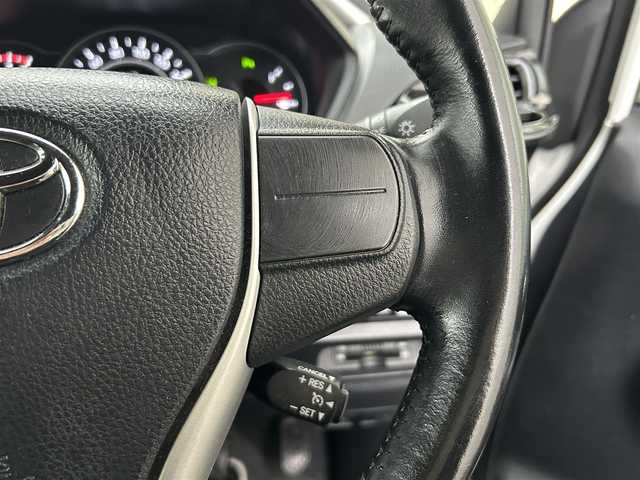 トヨタ ヴォクシー ZS 煌Ⅱ 大分県 2019(令1)年 3.7万km ホワイトパールクリスタルシャイン .フリップダウンモニター　TVM-FW100/・ToyotaSafety/ プリクラッシュセーフティ/　検知機能付衝突回避支援/　レーザーレーダー+単眼カメラ/　レーンディバーチャーアラート/　オートマチックハイビーム/・社外ナビ　AVN-D10W/　ワンセグテレビ/　DVD/　Bluetooth/　SD/　ラジオ/・先行車発進告知機能/・クルーズコントロール/・アイドリングストップ/・レーンキープアシスト/・両側パワースライド/・ETC/・ドライブレコーダー　/・ステアリングスイッチ/・プライバシーガラス/・USB端子/・LEDランプ/・3列目チップアップシート/・ウィンカーミラー/・革巻きステアリング/・純正フロアマット/・純正16インチアルミホイル/・２列目サンシェード/・ドアバイザー/・禁煙車/・取扱説明書/・保証書/・スペアキー１本