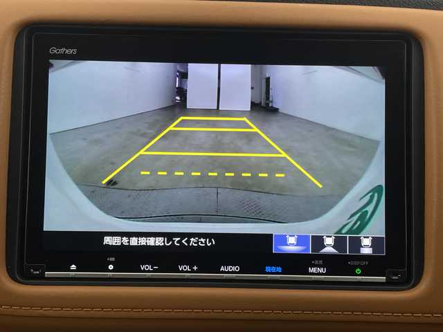 ホンダ ヴェゼル ハイブリッド Z ホンダセンシング 新潟県 2019(令1)年 2.9万km プラチナホワイトパール ホンダセンシング/純正8インチナビ/　CD/DVD/Bluetooth/フルセグTV/バックカメラ/レーダークルーズコントロール/LEDオートライト/ハーフレザーシート/シートヒーター/純正17インチアルミホイール/パドルシフト/ルーフレール/レーンキープアシスト/電格ミラー/ウィンカーミラー/スマートキー/ビルトインETC