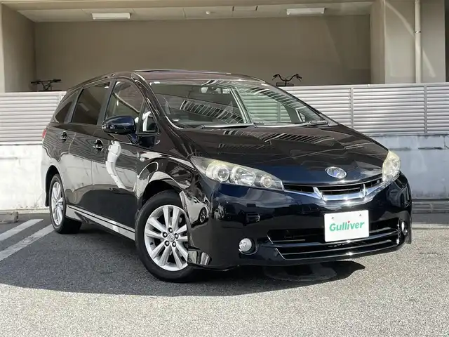 トヨタ ウィッシュ 1．8S 大阪府 2010(平22)年 15.6万km ブラック サンルーフ/純正ナビ/・バックカメラ/・フルセグＴＶ/・ＣＤ/ＤＶＤ/ＭＤ/・ＡＭ/ＦＭ/ＢＴ/・ＡＵＸ/ＨＤＤ/前方ドライブレコーダー（DC-DR401）/ビルトインETC/純正フロアマット/純正16インチアルミホイール/キセノンヘッドライト/・オートライト/・フロントフォグランプ/SRSエアバッグ（フロント/サイド/カーテン）/ABS/横滑り防止装置/リモコンキー/革巻きステアリング/・パドルシフト/・ステアリングスイッチ/ISOFIX/保証書/記録簿（R7/R6/R４）