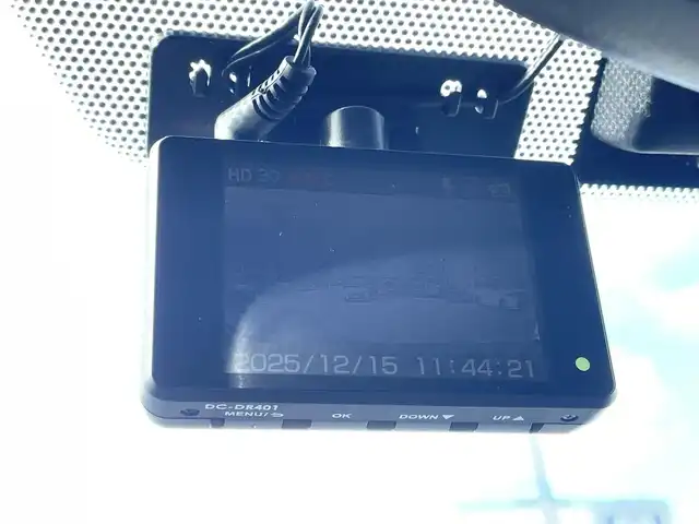 トヨタ ウィッシュ 1．8S 大阪府 2010(平22)年 15.6万km ブラック サンルーフ/純正ナビ/・バックカメラ/・フルセグＴＶ/・ＣＤ/ＤＶＤ/ＭＤ/・ＡＭ/ＦＭ/ＢＴ/・ＡＵＸ/ＨＤＤ/前方ドライブレコーダー（DC-DR401）/ビルトインETC/純正フロアマット/純正16インチアルミホイール/キセノンヘッドライト/・オートライト/・フロントフォグランプ/SRSエアバッグ（フロント/サイド/カーテン）/ABS/横滑り防止装置/リモコンキー/革巻きステアリング/・パドルシフト/・ステアリングスイッチ/ISOFIX/保証書/記録簿（R7/R6/R４）