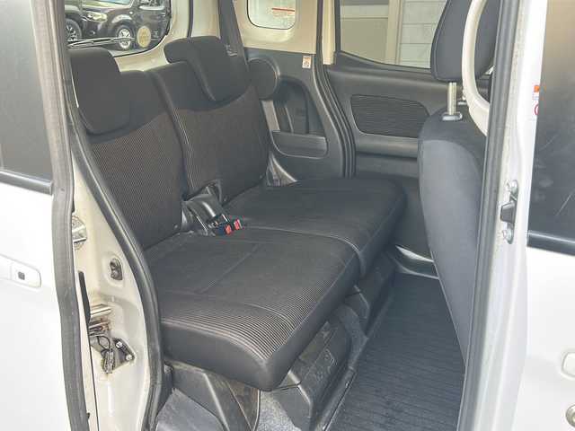 三菱 ｅＫスペース カスタムT 京都府 2014(平26)年 10.6万km シルキーホワイト 社外ナビ　AVN-Z03iW/・フルセグTV/BT Audio/CD/DVD/AM/FM/・バック/フロント/サイドカメラ/ETC/４WD/ターボ/両側パワースライドドア/プッシュスタート/横滑り防止/電格ウィンカーミラー/サンシェード/純正ドアバイザー/純正フロアマット/保証書/取扱説明書/スペアキー