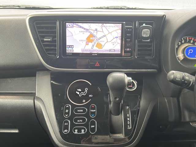 三菱 ｅＫスペース カスタムT 京都府 2014(平26)年 10.6万km シルキーホワイト 社外ナビ　AVN-Z03iW/・フルセグTV/BT Audio/CD/DVD/AM/FM/・バック/フロント/サイドカメラ/ETC/４WD/ターボ/両側パワースライドドア/プッシュスタート/横滑り防止/電格ウィンカーミラー/サンシェード/純正ドアバイザー/純正フロアマット/保証書/取扱説明書/スペアキー