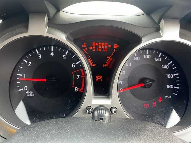 日産 ジューク 15RX V アーバンセレ パーソナライゼーション 広島県 2018(平30)年 8.4万km ブリリアントホワイトパール /登録時走行距離/　　　　　　　84082キロ/ワンオーナー/アイドリングストップ/純正ナビ/アラウンドビューモニター/地デジ/オートライト/スペアキー×１/ETC/新車時整備手帳/　　【保証書】/取扱説明書/