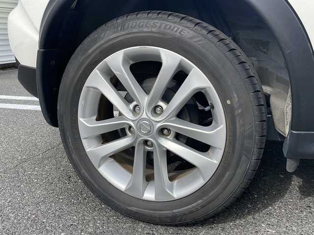 日産 ジューク 15RX V アーバンセレ パーソナライゼーション 広島県 2018(平30)年 8.4万km ブリリアントホワイトパール /登録時走行距離/　　　　　　　84082キロ/ワンオーナー/アイドリングストップ/純正ナビ/アラウンドビューモニター/地デジ/オートライト/スペアキー×１/ETC/新車時整備手帳/　　【保証書】/取扱説明書/
