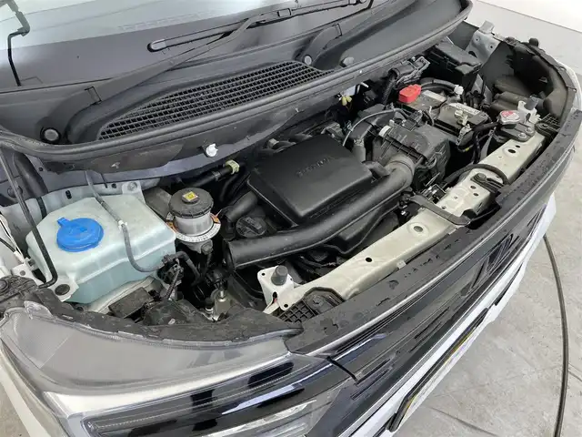 ホンダ Ｎ ＢＯＸ カスタム L スタイル+ブラック 滋賀県 2022(令4)年 1.7万km プラチナホワイトパール 禁煙車/純正ナビ/（CD/DVD/SD/USB/Bluetooth/フルセグTV）/バックカメラ/ビルトインETC/両側電動スライドドア/路外逸脱抑制システム/レーンキープアシストシステム/衝突被害軽減システム/クリアランスソナー/標識認識機能/革巻きステアリング/アダプティブクルーズコントロール/ステアリングリモコン/シートヒーター/LEDヘッドライト/フォグランプ/オートヘッドライト/ヘッドライトレベライザー/電動パーキングブレーキ/オートホールドブレーキ/USB充電/リアロールサンシェイド/オートリトラーミラー/純正フロアマット/純正アルミホイール/スペアキー