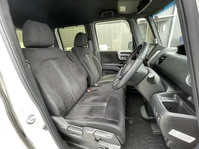 ホンダ Ｎ ＢＯＸ カスタム L スタイル+ブラック 滋賀県 2022(令4)年 1.7万km プラチナホワイトパール 禁煙車/純正ナビ/（CD/DVD/SD/USB/Bluetooth/フルセグTV）/バックカメラ/ビルトインETC/両側電動スライドドア/路外逸脱抑制システム/レーンキープアシストシステム/衝突被害軽減システム/クリアランスソナー/標識認識機能/革巻きステアリング/アダプティブクルーズコントロール/ステアリングリモコン/シートヒーター/LEDヘッドライト/フォグランプ/オートヘッドライト/ヘッドライトレベライザー/電動パーキングブレーキ/オートホールドブレーキ/USB充電/リアロールサンシェイド/オートリトラーミラー/純正フロアマット/純正アルミホイール/スペアキー