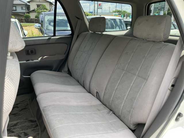 トヨタ ハイラックス サーフ SSR－V ワイド 広島県 2001(平13)年 17.3万km ホワイト/ホワイト 社外バンパー/TOYOTAグリル/DEAN16インチアルミ/社外サイドステップ/純正CDオーディオ