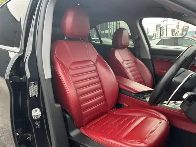 アルファロメオ ステルヴィオ ファーストエディション 滋賀県 2018(平30)年 4.9万km 黒 レザーシート/シートヒーター/AppleCarPlay/Harman/Kardonサウンド/電動リアゲート/ディスプレイオーディオ/BT/USB/AUX/ACC/BSM/LKA/純正20インチAW/ステアリングヒーター