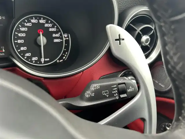 アルファロメオ ステルヴィオ ファーストエディション 滋賀県 2018(平30)年 4.9万km 黒 レザーシート/シートヒーター/AppleCarPlay/Harman/Kardonサウンド/電動リアゲート/ディスプレイオーディオ/BT/USB/AUX/ACC/BSM/LKA/純正20インチAW/ステアリングヒーター