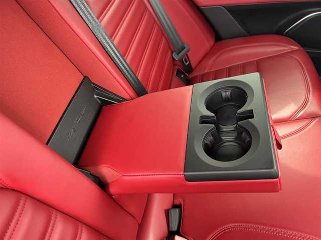 アルファロメオ ステルヴィオ ファーストエディション 千葉県 2018(平30)年 4.9万km 黒 レザーシート/シートヒーター/AppleCarPlay/Harman/Kardonサウンド/電動リアゲート/ディスプレイオーディオ/BT/USB/AUX/ACC/BSM/LKA/純正20インチAW/ステアリングヒーター