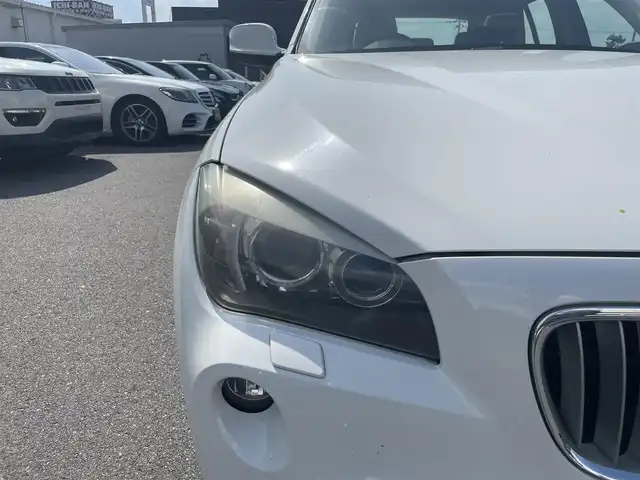 ＢＭＷ Ｘ１ 滋賀県 2011(平23)年 16.5万km 白 サンルーフ/レザーシート（ベージュ)/パワーシート(D/N席)/社外ナビ/Bカメラ/TV/BT/USB/ドラレコ/ルームミラーETC