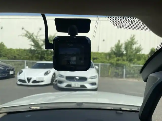 ＢＭＷ Ｘ１ 滋賀県 2011(平23)年 16.5万km 白 サンルーフ/レザーシート（ベージュ)/パワーシート(D/N席)/社外ナビ/Bカメラ/TV/BT/USB/ドラレコ/ルームミラーETC