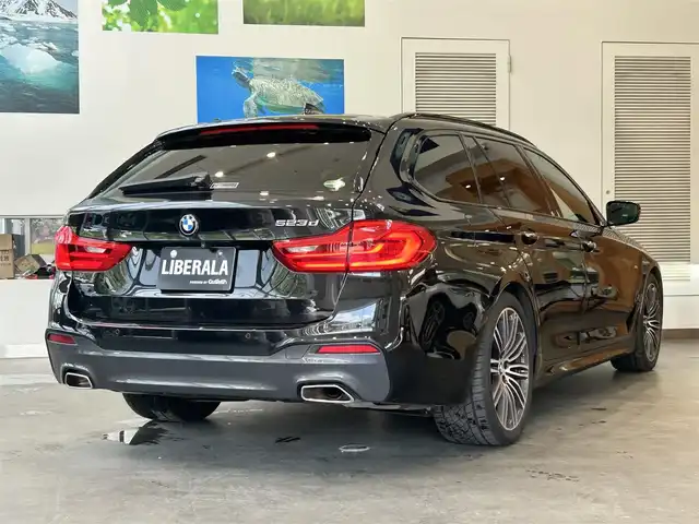 ＢＭＷ ５２３ｄ ツーリング Mスポーツ 大阪府 2018(平30)年 5.1万km サファイアブラックP HUD/インテリジェントセーフティシステム/パワーシート/シートメモリ/ACC/純正ナビ/フルセグテレビ/全方位カメラ/BSM/純正１９インチアルミホイール/LEDヘッドライト/電動リアゲート/置くだけ充電/パドルシフト/クリアランスソナー/ETC2.0/ドライブレコーダー