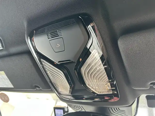 ＢＭＷ ５２３ｄ ツーリング Mスポーツ 大阪府 2018(平30)年 5.1万km サファイアブラックP HUD/インテリジェントセーフティシステム/パワーシート/シートメモリ/ACC/純正ナビ/フルセグテレビ/全方位カメラ/BSM/純正１９インチアルミホイール/LEDヘッドライト/電動リアゲート/置くだけ充電/パドルシフト/クリアランスソナー/ETC2.0/ドライブレコーダー