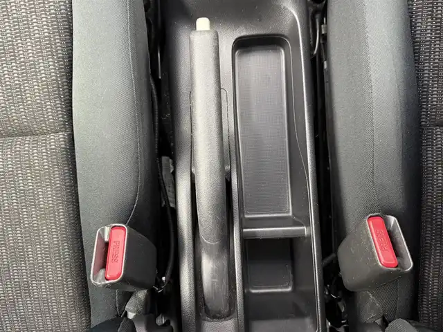 ホンダ フィット 13G Fパッケージ 愛知県 2014(平26)年 5.4万km シルバー 社外ナビ/バックモニター/ドライブレコーダー/ワンセグTV/プッシュスタート/電動格納ミラー/ETC/CD/DVD