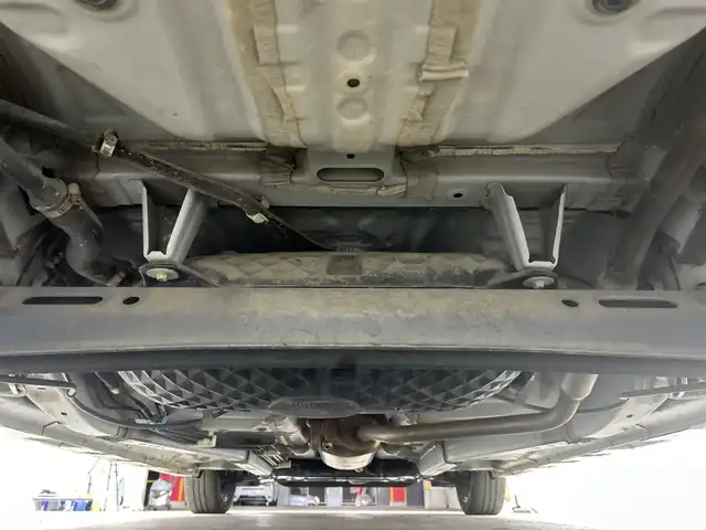 ダイハツ タント カスタム RS 愛知県 2019(令1)年 6万km シャイニングホワイトパール 禁煙車/ターボ/純正7インチナビ/（CD/DVD/Bluetooth/フルセグTV/SD)/バックカメラ/スマートアシストIII/・衝突軽減ブレーキ/・レーンキープアシスト/・オートマチックハイビーム/・クリアランスソナー/・誤発進抑制機能/ETC/ドライブレコーダー/両側パワースライドドア/アイドリングストップ/純正15インチアルミホイール/スマートキー/スペアキー1本/プッシュスタート/LEDヘッドライト/フロントフォグランプ/オートライト/純正フロアマット/ベンチシート/横滑り防止装置/オートエアコン