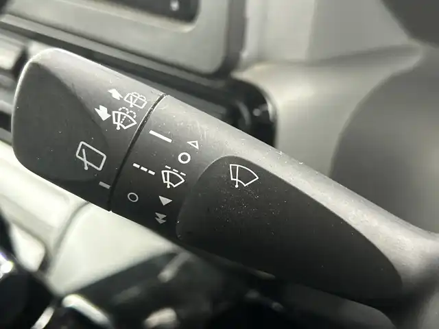 ダイハツ タント カスタム RS 愛知県 2019(令1)年 6万km シャイニングホワイトパール 禁煙車/ターボ/純正7インチナビ/（CD/DVD/Bluetooth/フルセグTV/SD)/バックカメラ/スマートアシストIII/・衝突軽減ブレーキ/・レーンキープアシスト/・オートマチックハイビーム/・クリアランスソナー/・誤発進抑制機能/ETC/ドライブレコーダー/両側パワースライドドア/アイドリングストップ/純正15インチアルミホイール/スマートキー/スペアキー1本/プッシュスタート/LEDヘッドライト/フロントフォグランプ/オートライト/純正フロアマット/ベンチシート/横滑り防止装置/オートエアコン