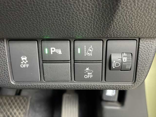 ホンダ Ｎ ＯＮＥ オリジナル スタイル+アーバン 秋田県 2023(令5)年 1.2万km ガーデングリーンM ４WD/社外SDナビ(Bluetooth/CD/DVD)/バックカメラ/ETC/クルーズコントロール/前後ドライブレコーダー/社外AW/後方コーナーセンサー/衝突被害軽減システム/カーテンエアバック/前席シートヒーター/チップアップシート/アイドリングストップ/オートライト/ハロゲンヘッドライト/スマートキー/スペアキー×２