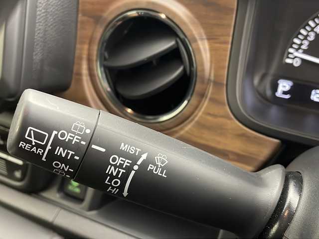 ホンダ Ｎ ＯＮＥ オリジナル スタイル+アーバン 秋田県 2023(令5)年 1.2万km ガーデングリーンM ４WD/社外SDナビ(Bluetooth/CD/DVD)/バックカメラ/ETC/クルーズコントロール/前後ドライブレコーダー/社外AW/後方コーナーセンサー/衝突被害軽減システム/カーテンエアバック/前席シートヒーター/チップアップシート/アイドリングストップ/オートライト/ハロゲンヘッドライト/スマートキー/スペアキー×２