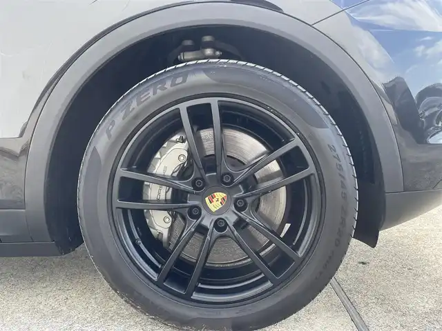 ポルシェ ポルシェ カイエン クーペ S 東京都 2020(令2)年 3.2万km 黒 パノラマルーフ/メーカーナビ/USB/Bluetoothオーディオ/360°カメラ/黒レザーシート/シートヒーター/ベンチレーション/スポーツクロノパッケージ/アダプティブエアサスペンション/コンフォートアクセル/マトリクスLEDライト/PDLS Plus/アンビエントライト/アダプティブクルーズコントロール/ブラインドスポットモニター/レーンキープ/ETC2.0