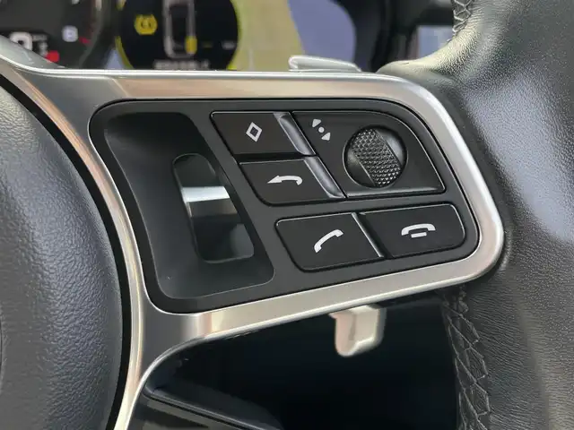 ポルシェ ポルシェ カイエン クーペ S 東京都 2020(令2)年 3.2万km 黒 パノラマルーフ/メーカーナビ/USB/Bluetoothオーディオ/360°カメラ/黒レザーシート/シートヒーター/ベンチレーション/スポーツクロノパッケージ/アダプティブエアサスペンション/コンフォートアクセル/マトリクスLEDライト/PDLS Plus/アンビエントライト/アダプティブクルーズコントロール/ブラインドスポットモニター/レーンキープ/ETC2.0