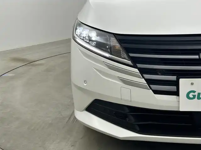 日産 ノート X 岡山県 2024(令6)年 0.3万km ピュアホワイトパール 純正9インチディスプレイオーディオ/Bluetooth/地デジ/バックカメラ/エマージェンシーブレーキ/ETC/アダプティブLEDライト/プッシュスタート /スマートキー/オートライト/オートホールド /コーナーセンサー/フロアマット/オートハイビーム /踏み間違い防止/サイド/カーテンエアバッグ/新車保証書/取扱説明書