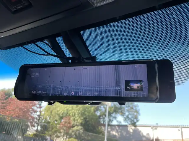 トヨタ アルファード エグゼクティブ ラウンジ 埼玉県 2015(平27)年 13万km ラグジュアリーホワイトパールクリスタルシャインガラスフレーク /4WD//Wサンルーフ//JBL純正10型メモリナビ//フルセグTV//全方位カメラ//フリップダウンモニター//CD/DVD/Bluetooth//黒レザーシート//前2席パワーシート//前2席&2列目シートヒーター//2列目エアシート//助手席&2列目オットマン//両側パワースライドドア//パワーバックドア//アダプティブクルーズコントロール//ビルトインETC//スマートキー//LEDヘッドライト//ステアリングヒーター//PCS衝突軽減ブレーキ//W.サイドエアバッグ//カーテン.ニーエアバッグ//ABS//横滑り防止装置//クリアランスソナー//オートライト/オートハイビーム//スモークフィルム//ドアバイザー//モデリスタエアロ//TEIN車高調//社外21インチAW//新車時保証書//取扱説明書//ナビ取説