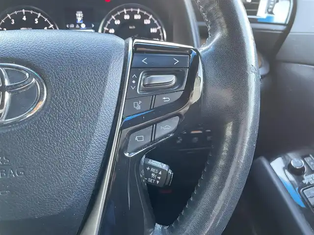 トヨタ アルファード エグゼクティブ ラウンジ 埼玉県 2015(平27)年 13万km ラグジュアリーホワイトパールクリスタルシャインガラスフレーク /4WD//Wサンルーフ//JBL純正10型メモリナビ//フルセグTV//全方位カメラ//フリップダウンモニター//CD/DVD/Bluetooth//黒レザーシート//前2席パワーシート//前2席&2列目シートヒーター//2列目エアシート//助手席&2列目オットマン//両側パワースライドドア//パワーバックドア//アダプティブクルーズコントロール//ビルトインETC//スマートキー//LEDヘッドライト//ステアリングヒーター//PCS衝突軽減ブレーキ//W.サイドエアバッグ//カーテン.ニーエアバッグ//ABS//横滑り防止装置//クリアランスソナー//オートライト/オートハイビーム//スモークフィルム//ドアバイザー//モデリスタエアロ//TEIN車高調//社外21インチAW//新車時保証書//取扱説明書//ナビ取説