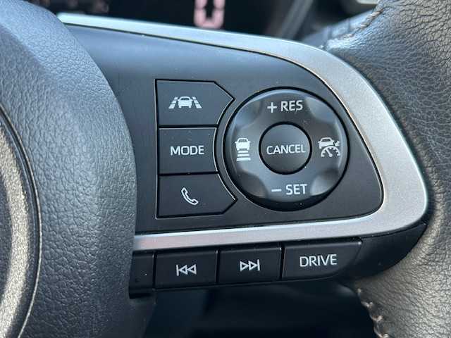 トヨタ ライズ Z 大阪府 2022(令4)年 2.2万km シャイニングホワイトパール カロッツェリア９インチナビ　/フルセグ　/Ｂｌｕｅｔｏｏｔｈ　/バックカメラ　/前席シートヒーター　/レーダークルーズコントロール　/前後ドライブレコーダー　/ビルトインＥＴＣ　/フロアーマット　/サイドバイザー　/ＬＥＤヘッドライト