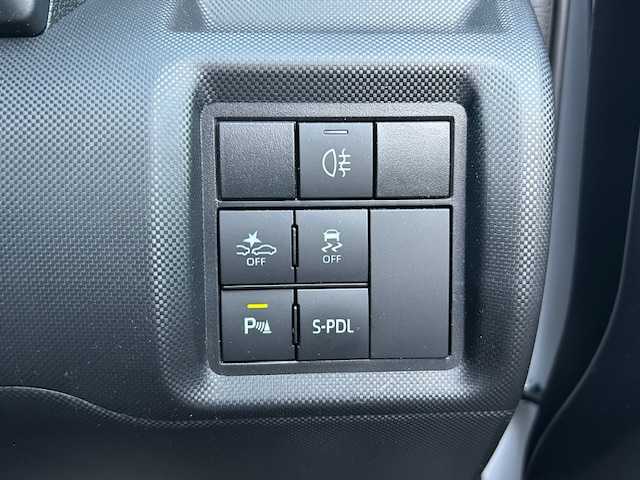 トヨタ ライズ Z 大阪府 2022(令4)年 2.2万km シャイニングホワイトパール カロッツェリア９インチナビ　/フルセグ　/Ｂｌｕｅｔｏｏｔｈ　/バックカメラ　/前席シートヒーター　/レーダークルーズコントロール　/前後ドライブレコーダー　/ビルトインＥＴＣ　/フロアーマット　/サイドバイザー　/ＬＥＤヘッドライト