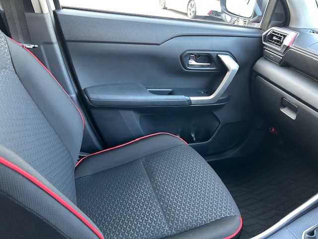 トヨタ ライズ Z 大阪府 2022(令4)年 2.2万km シャイニングホワイトパール カロッツェリア９インチナビ　/フルセグ　/Ｂｌｕｅｔｏｏｔｈ　/バックカメラ　/前席シートヒーター　/レーダークルーズコントロール　/前後ドライブレコーダー　/ビルトインＥＴＣ　/フロアーマット　/サイドバイザー　/ＬＥＤヘッドライト