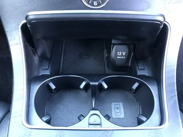 メルセデス・ベンツ Ｃ２００ アバンギャルド AMGライン 愛知県 2019(平31)年 2.1万km エメラルドグリーン 純正ナビ/（Bluetooth/フルセグTV/USB/SD）/バックカメラ/ETC2.0/ACC/BSM/パワーシート/シートヒーター/パドルシフト/メモリシート/エアサス/レザーシート/オートライト/スマートキー/プッシュスタート/電子パーキング/オートホールド/電動格納ミラー/純正LEDライト/純正18インチAMGAW