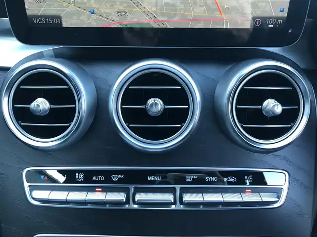 メルセデス・ベンツ Ｃ２００ アバンギャルド AMGライン 愛知県 2019(平31)年 2.1万km エメラルドグリーン 純正ナビ/（Bluetooth/フルセグTV/USB/SD）/バックカメラ/ETC2.0/ACC/BSM/パワーシート/シートヒーター/パドルシフト/メモリシート/エアサス/レザーシート/オートライト/スマートキー/プッシュスタート/電子パーキング/オートホールド/電動格納ミラー/純正LEDライト/純正18インチAMGAW