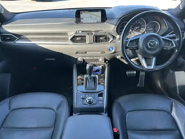 マツダ ＣＸ－５ XD Lパッケージ 群馬県 2017(平29)年 6.6万km スノーフレイクホワイトパールマイカ アドバンストスマートシティブレーキサポート/後退時スマートシティブレーキサポート/誤発進抑制制御/スマートブレーキサポート/LKA/純正メーカーナビ/（CD/DVD/USB/BT/AUX）/バックカメラ/フルセグTV/黒革シート/シートヒーター/ステアリングヒーター/パワーシート/パドルシフト/ステアリングスイッチ/パワーバックドア/コーナーセンサー/レーダークルコン/ミラー型前後ドラレコ/ETC/LEDヘッドライト/オートブレーキホールド/社外AW